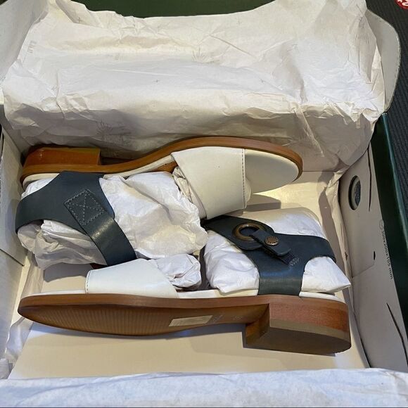 BARBOUR | Women's Lucy Sandals - Picture 5 of 8